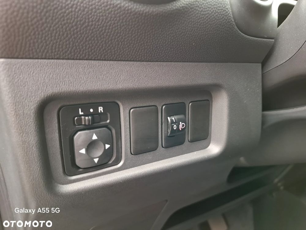 Mitsubishi Space Star - 14