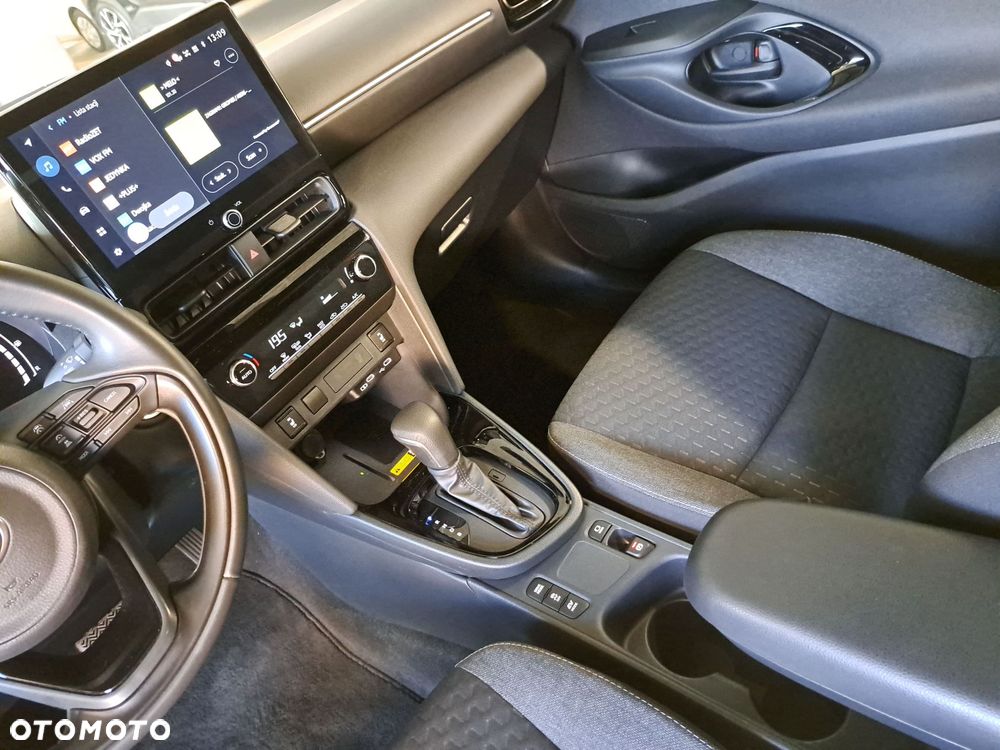 Toyota Yaris Cross Hybrid 1.5 Style - 29