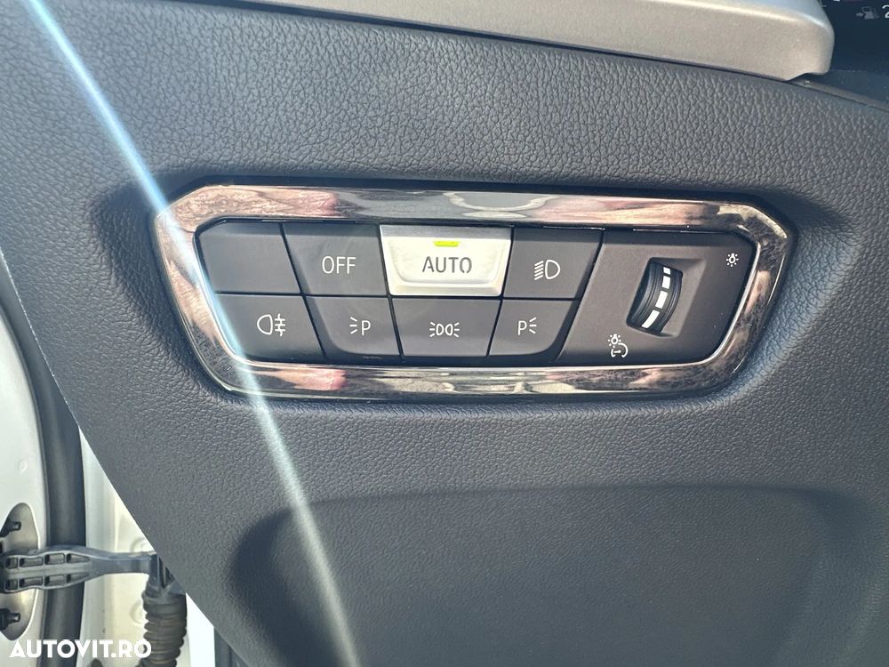 BMW Seria 3 320d xDrive Aut. - 13