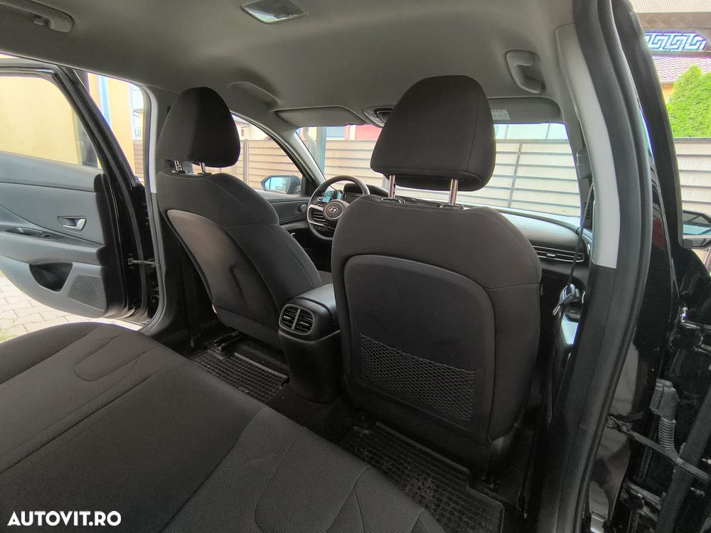 Hyundai Elantra 1.6 l 123 CP 6MT Highway - 17