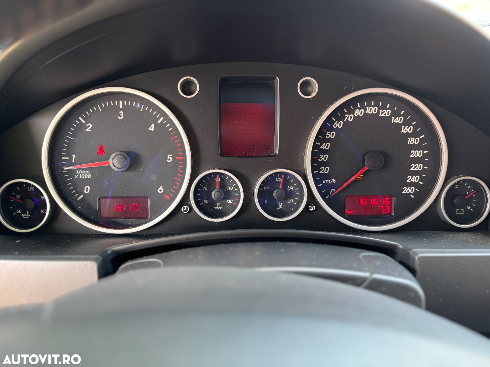 Volkswagen Touareg 2.5 TDI R5 Aut. - 12