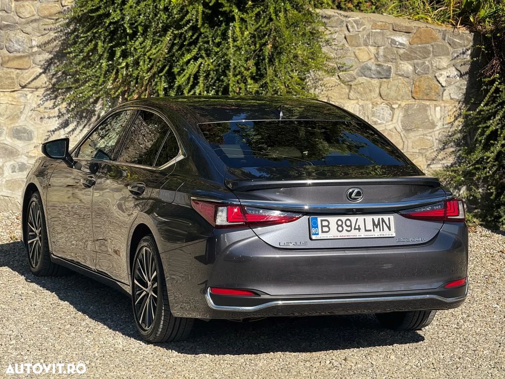 Lexus Seria ES - 7