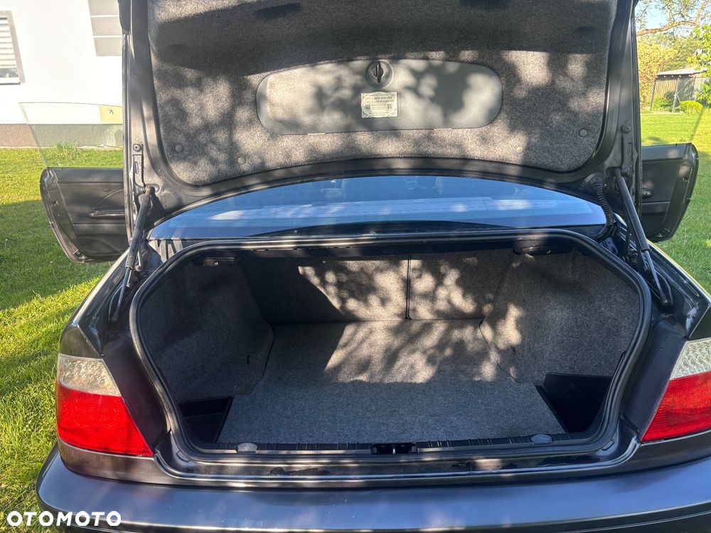 BMW Seria 3 318 Ci - 12