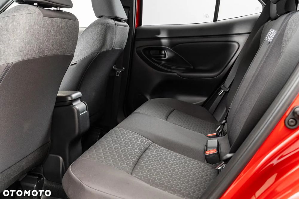 Toyota Yaris Cross Hybrid 1.5 Active - 17