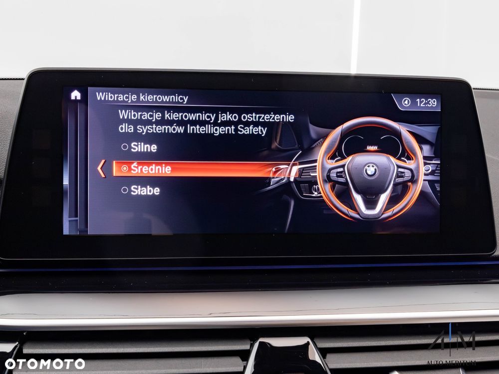 BMW Seria 5 540i xDrive - 34