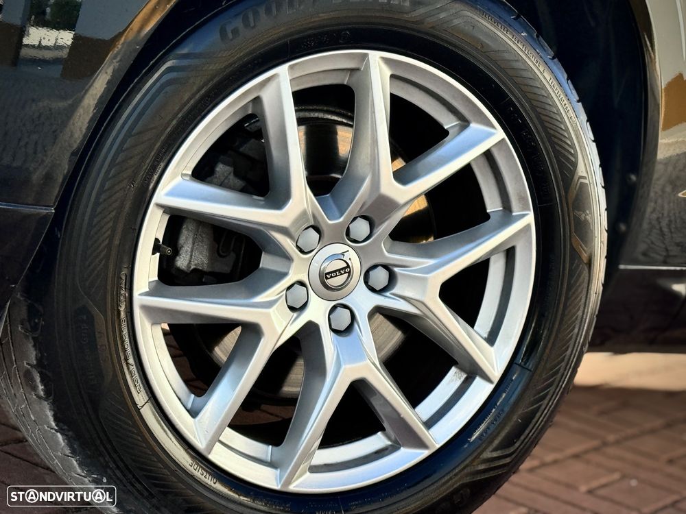 Volvo XC 60 2.0 D3 Momentum - 13