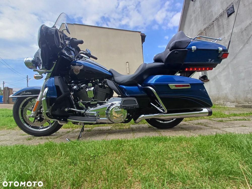 Harley-Davidson FLH Electra Glide - 4