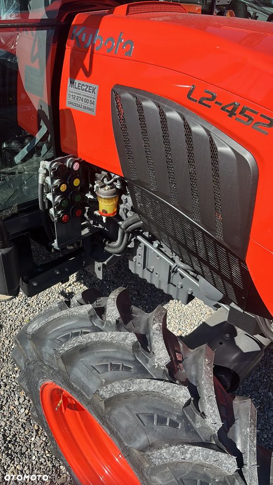Kubota L2452 - 3