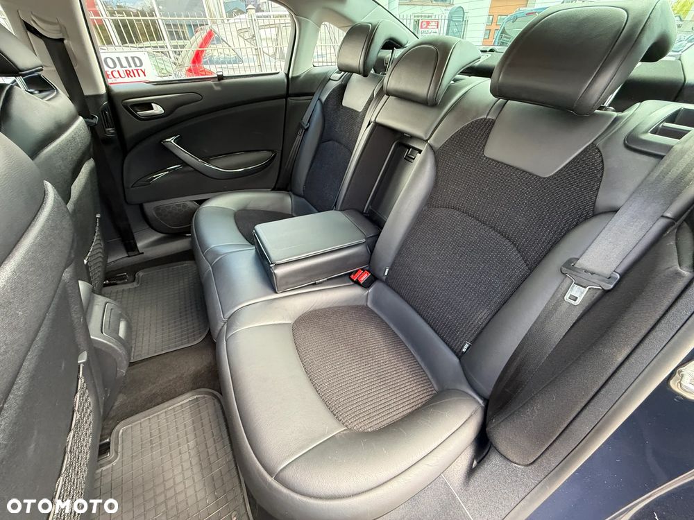 Citroën C5 HDi 135 Exclusive - 16