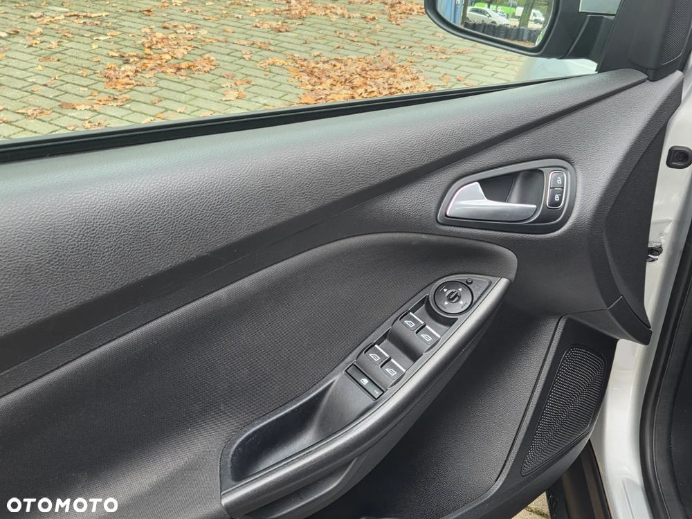 Ford Focus 1.5 TDCi ECOnetic 88g Start-Stopp-Sy Business - 20