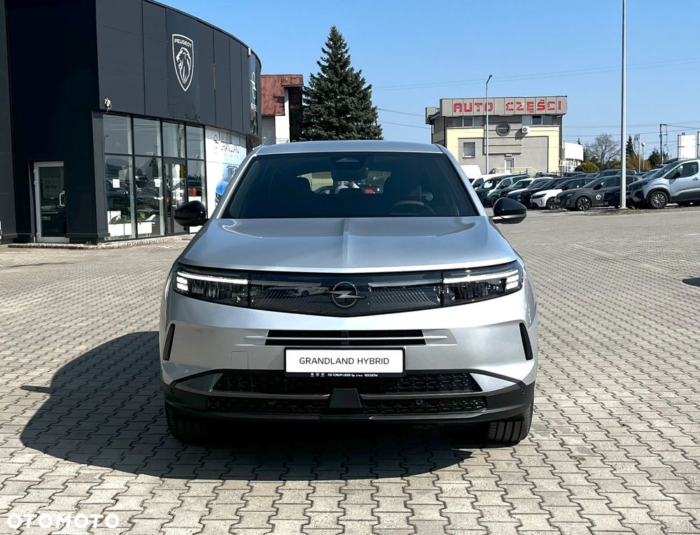 Opel Grandland 1.2 T mHEV Edition S&S eDTC6 - 2