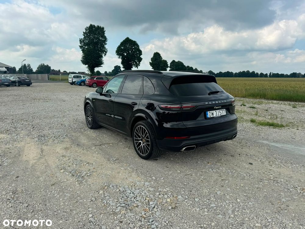 Porsche Cayenne E-Hybrid - 5