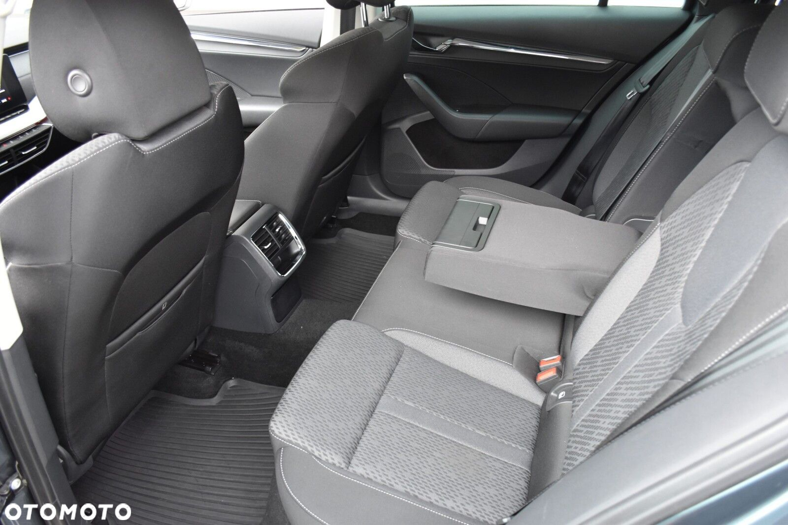Skoda Octavia 1.5 TSI ACT Style - 31
