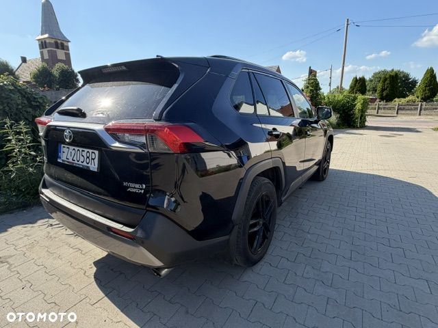 Toyota RAV4 - 9