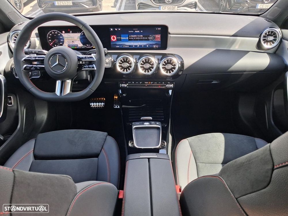 Mercedes-Benz A 250 - 19