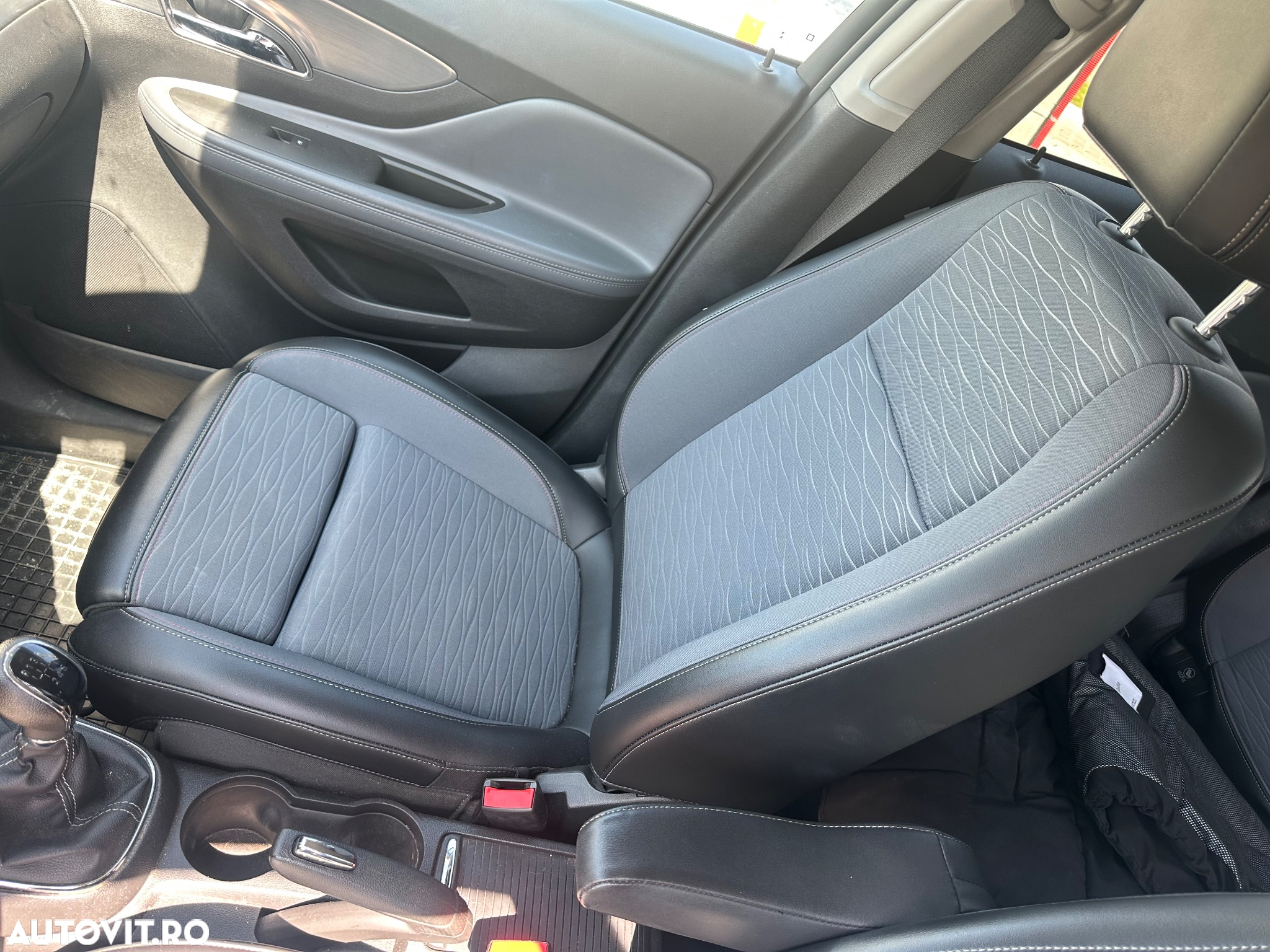 Opel Mokka X 1.6 D ECOTEC Start/Stop Ultimate - 11