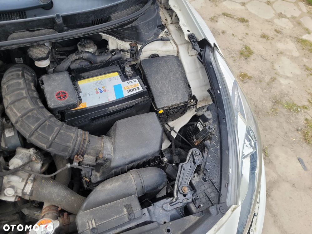 Hyundai i30 blue 1.6 CRDi YES Gold - 17