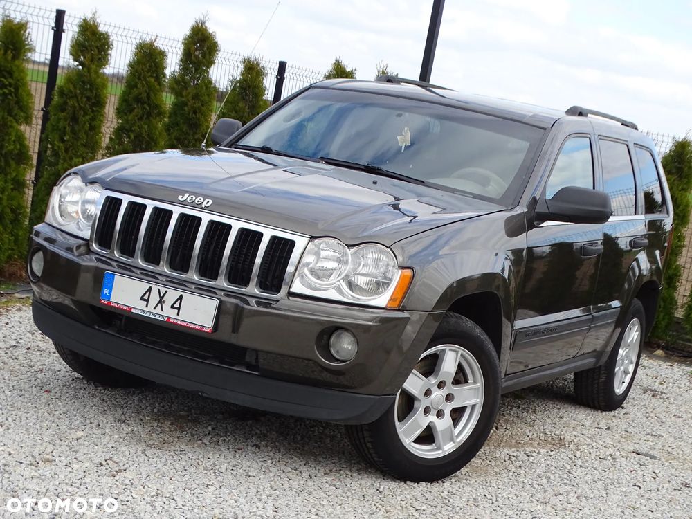 Jeep Grand Cherokee - 23