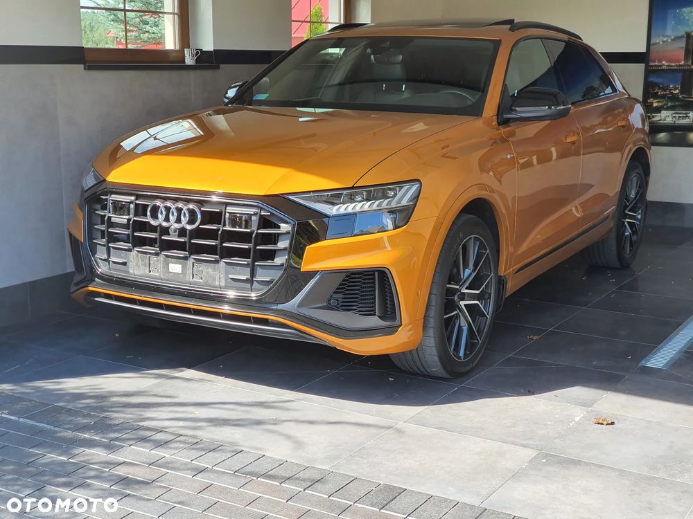 Audi Q8 - 2