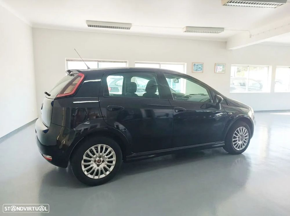 Fiat Punto 1.2 Lounge S&S - 6