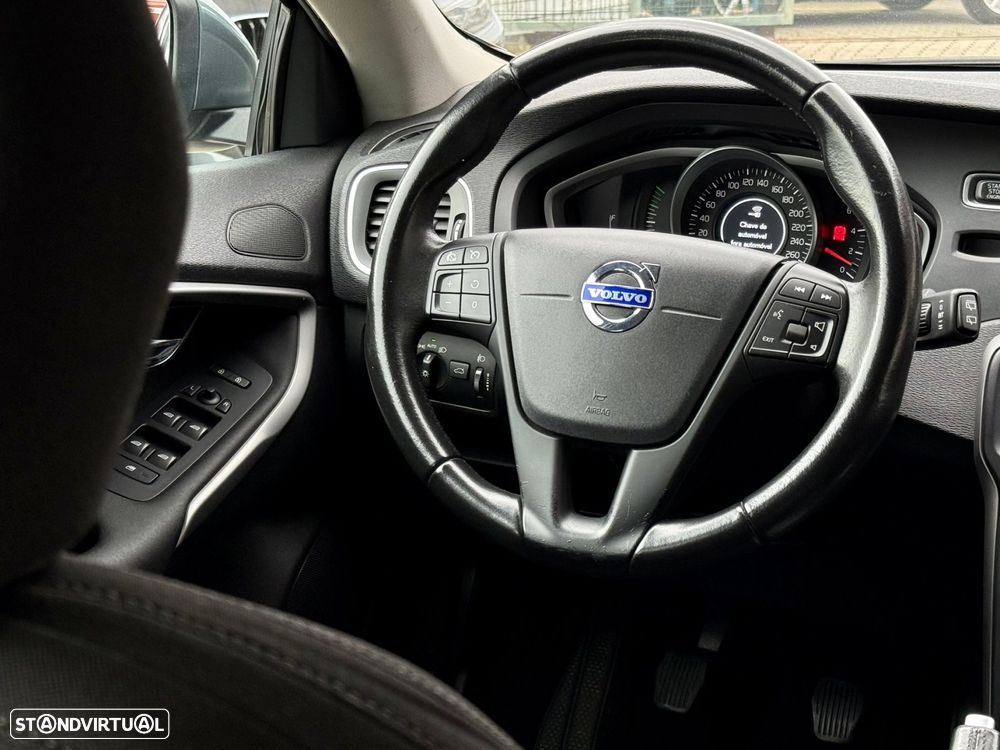Volvo V40 2.0 D2 Momentum - 9