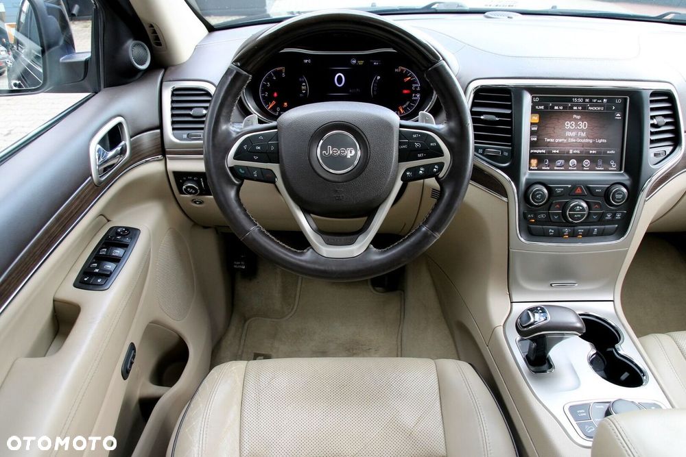 Jeep Grand Cherokee - 19