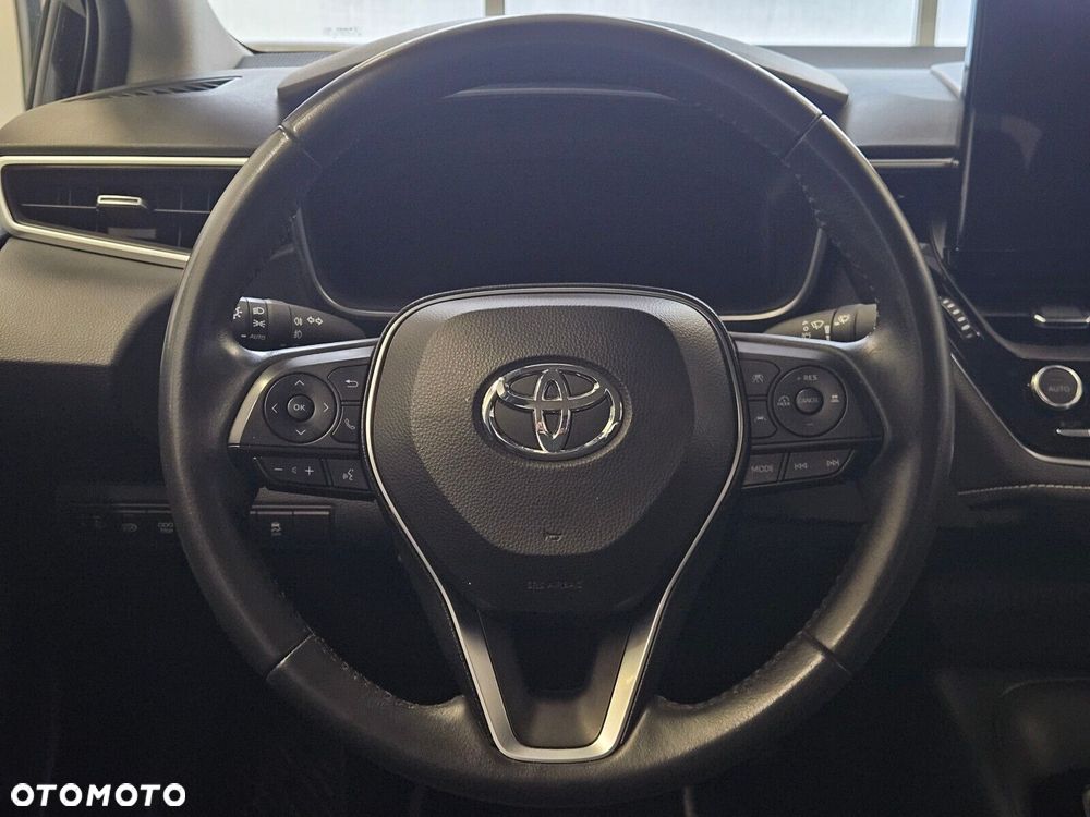 Toyota Corolla - 12