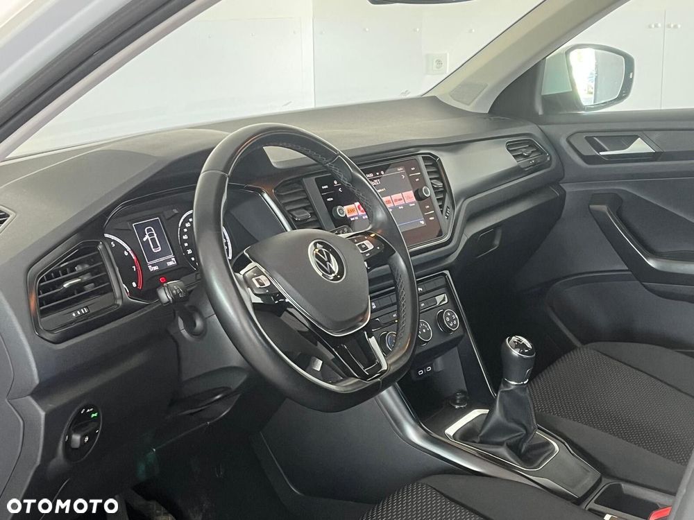 Volkswagen T-Roc 1.0 TSI - 13