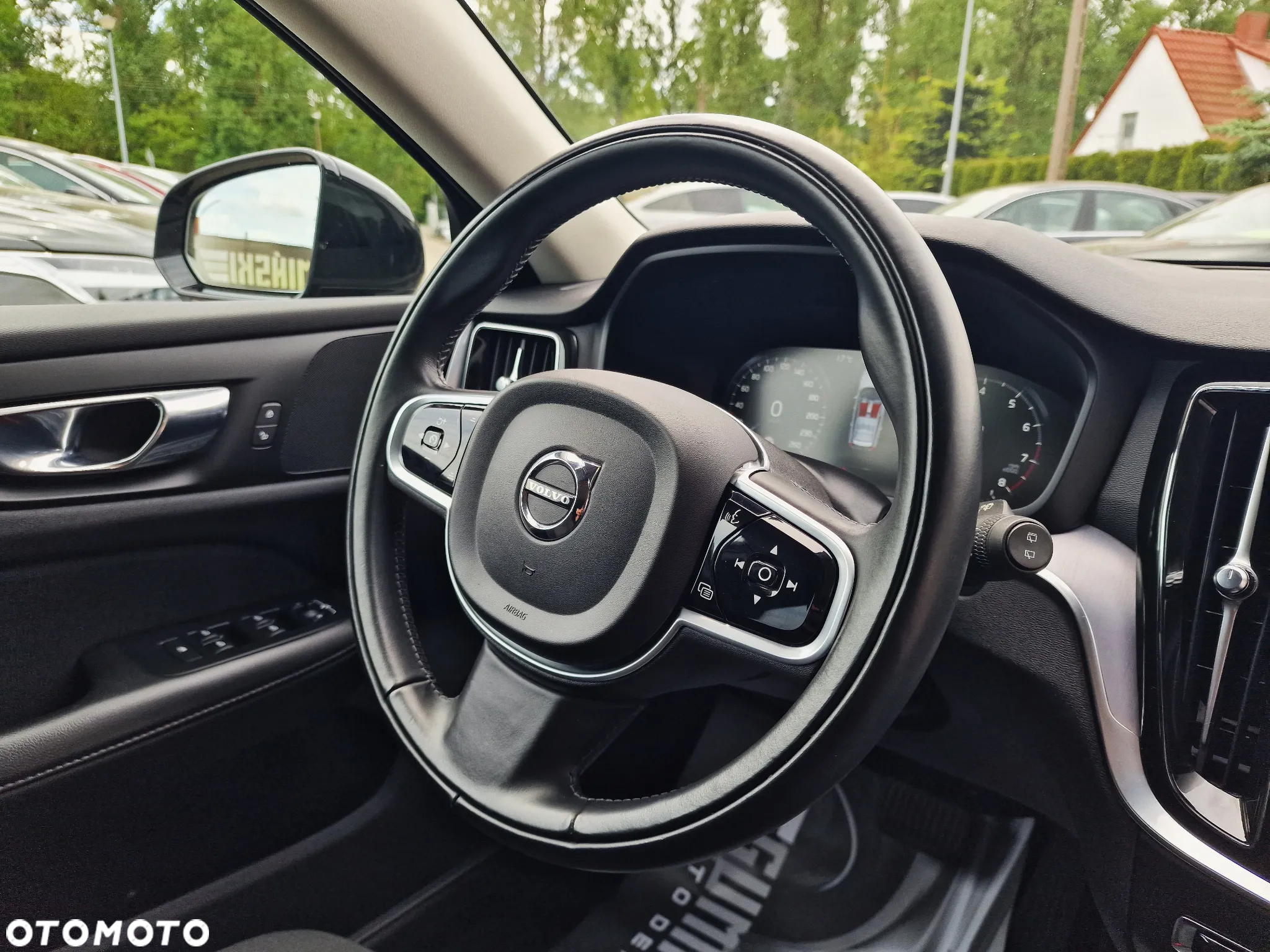 Volvo V60 B3 B Geartronic Momentum Pro - 32