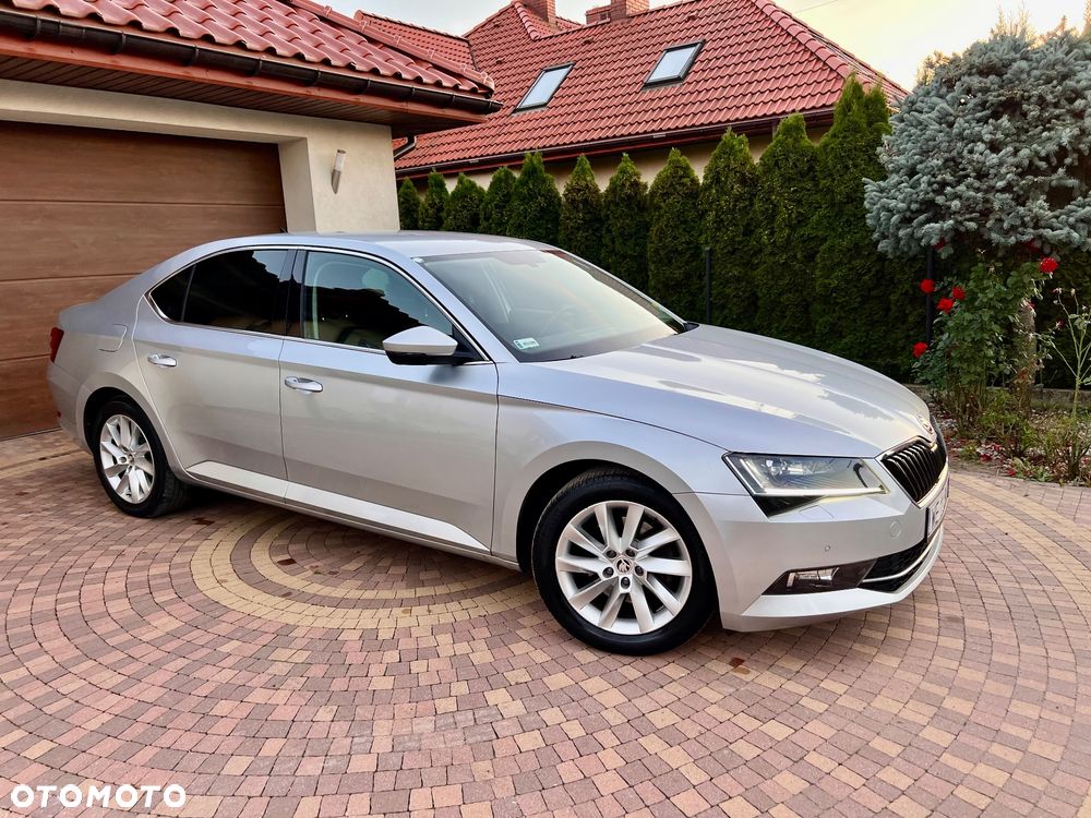 Skoda Superb 2.0 TDI SCR Style - 18