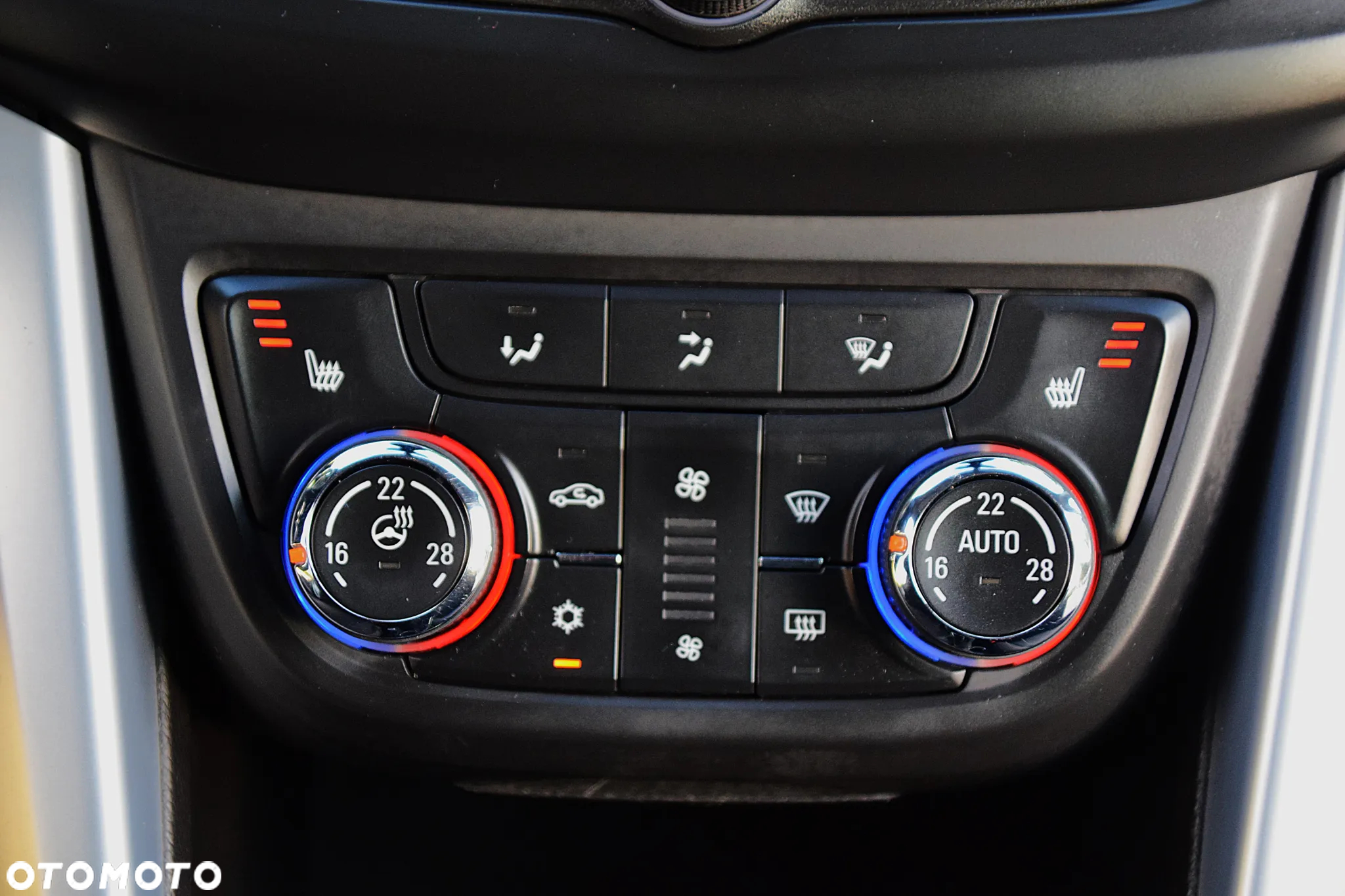 Opel Zafira 1.6 (ECOTEC) DIT Automatik Business Innovation - 29