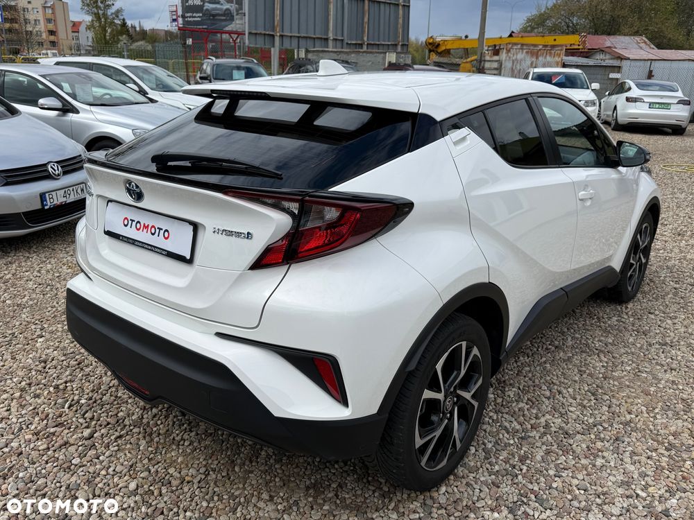 Toyota C-HR - 12