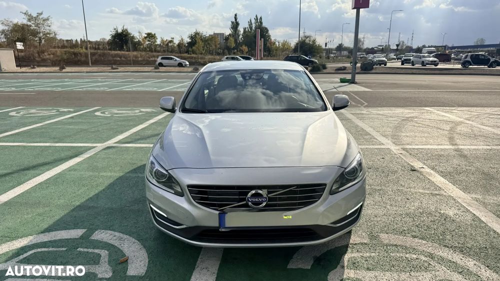 Volvo S60 D5 Summum - 1