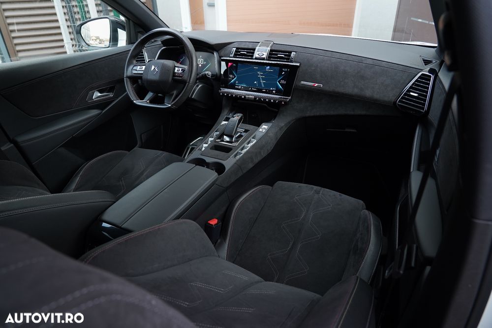Citroën DS7 Crossback 4x4 PERFORMANCE LINE + - 15
