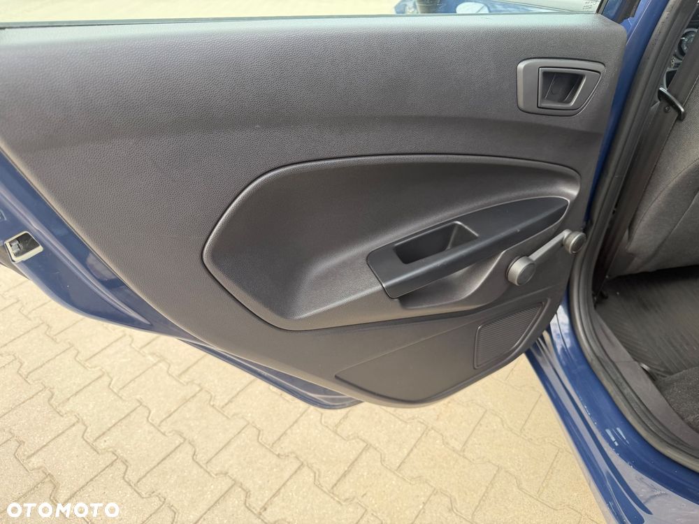 Ford Fiesta 1.25 Trend EU5 - 17