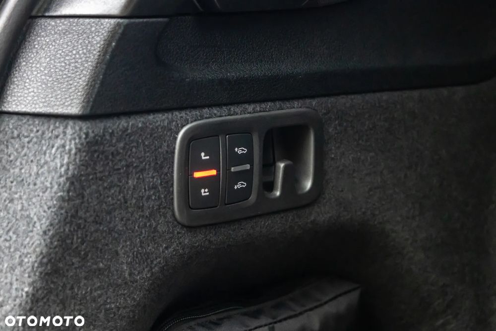 Audi Q7 60 TFSI e PHEV Quattro S Line Tiptr - 39