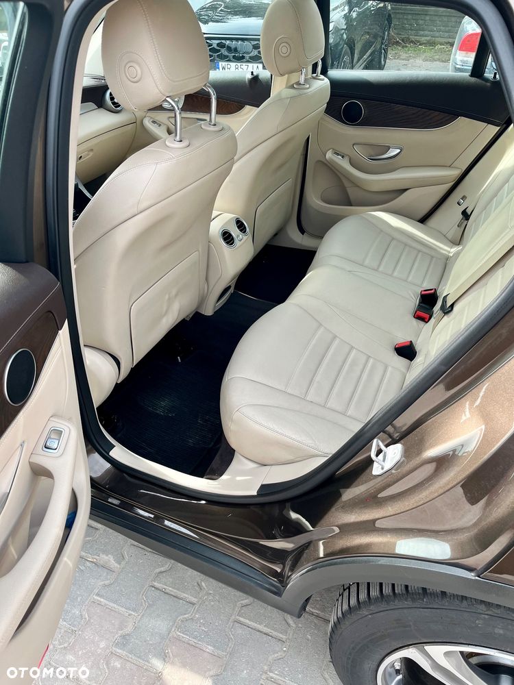 Mercedes-Benz GLC 350 d 4Matic 9G-TRONIC Exclusive - 9