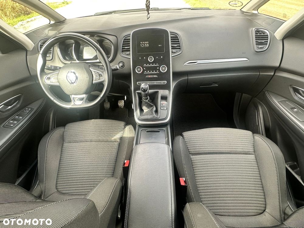 Renault Grand Scenic Gr 1.3 TCe FAP Winter Edition - 18