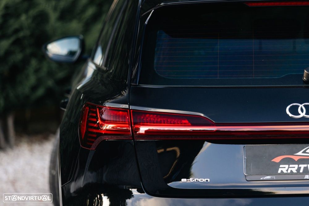 Audi e-tron 50 quattro S line - 29