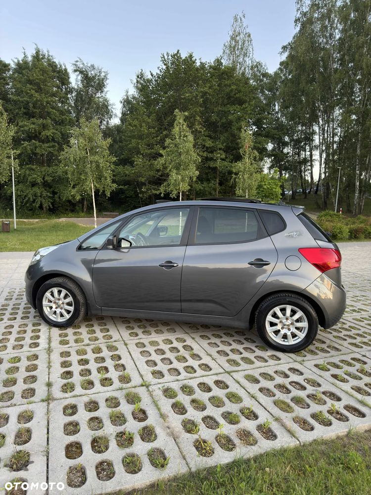 Kia Venga 1.6 CRDi 128 Edition 7 - 13