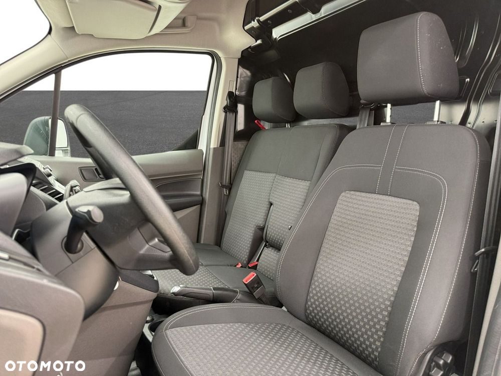 Ford Transit Connect - 11