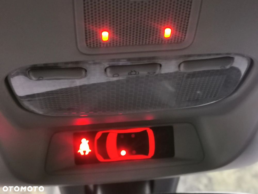 Citroën C5 Cross 2.0 HDi Exclusive - 17