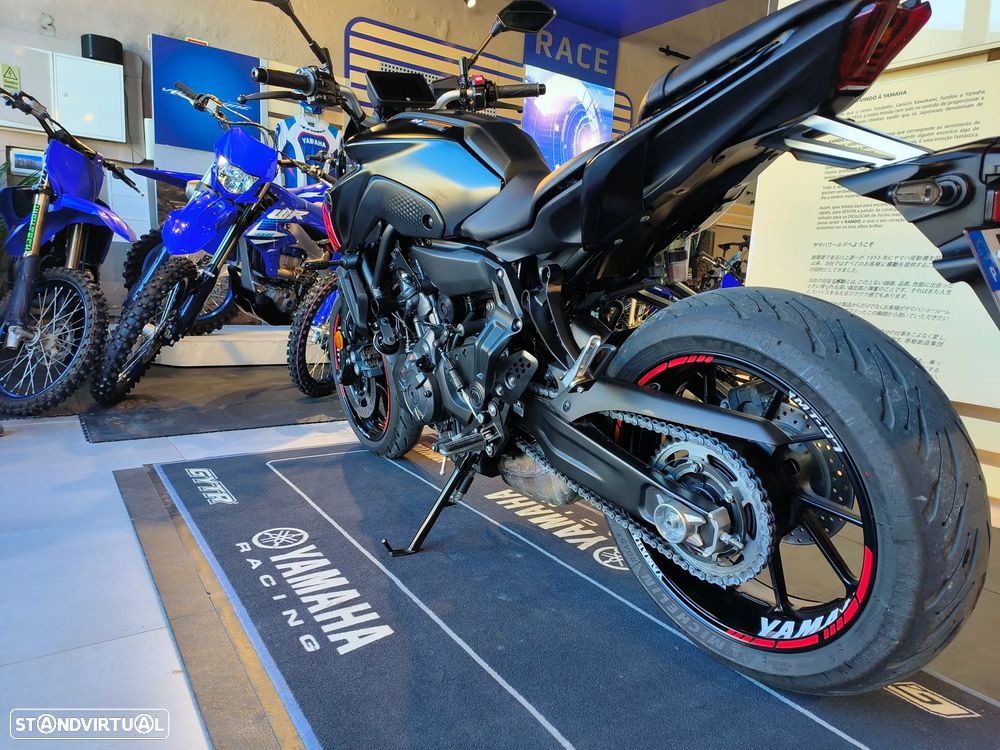 Yamaha MT-07 - 9