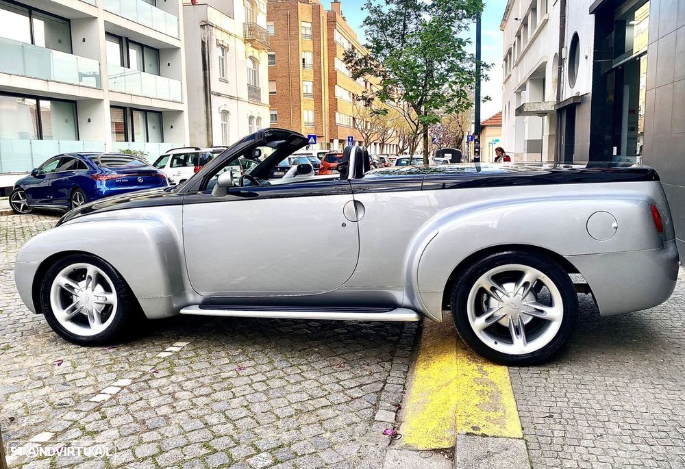 Chevrolet SSR - 13