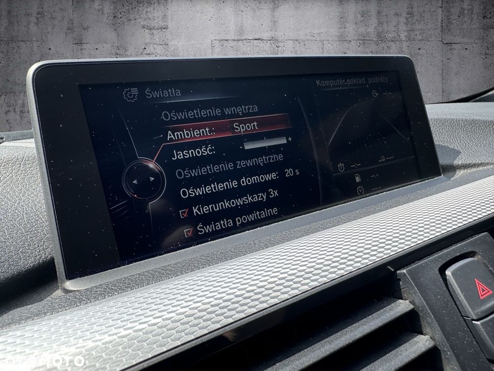 BMW Seria 3 325d M Sport - 22