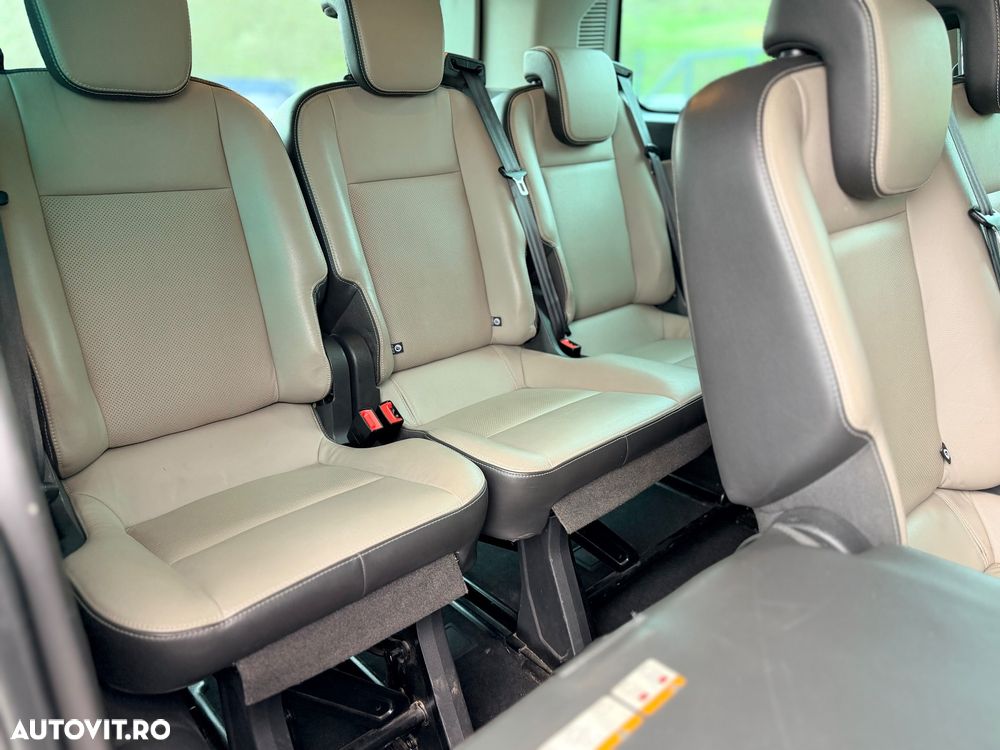 Ford Tourneo Custom 300 L2H1 VA Titanium - 16