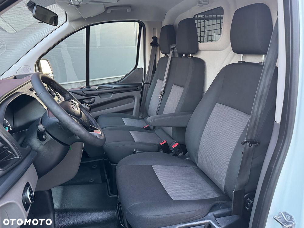 Ford Transit Custom - 6