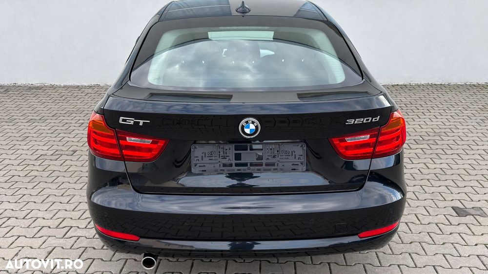 BMW Seria 3 320d Aut. Sport Line - 12