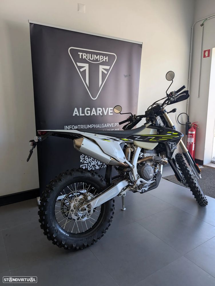 Triumph T TF 250-E - 6