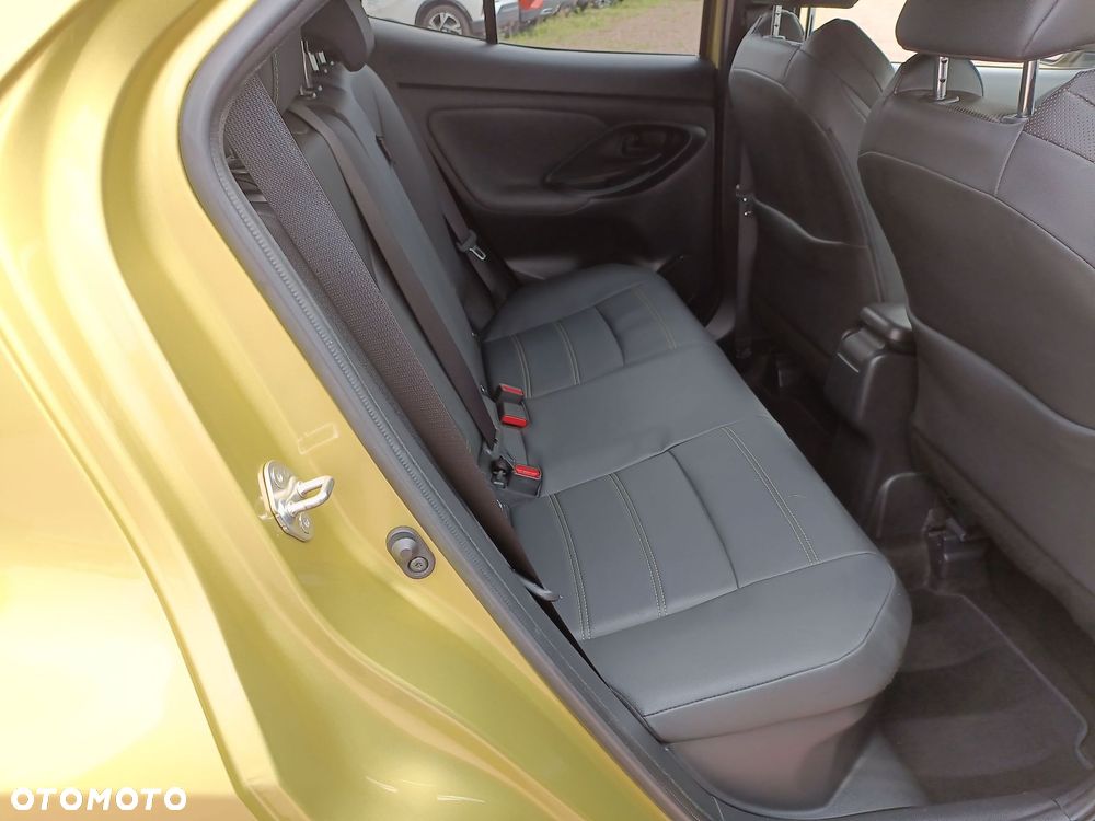 Toyota Yaris Cross Hybrid 1.5 Premiere Edition - 12